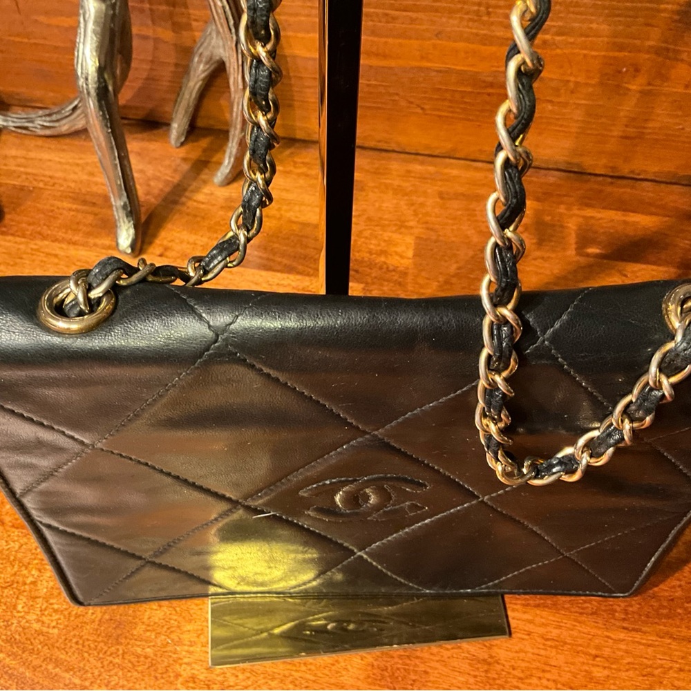 Chanel Black Quilted Leather Chain Bag - Picture 7 of 16